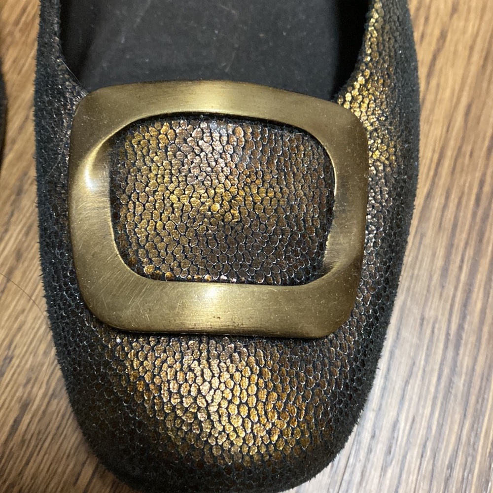 Stuart Weitzman Flats - Picture 2 of 4